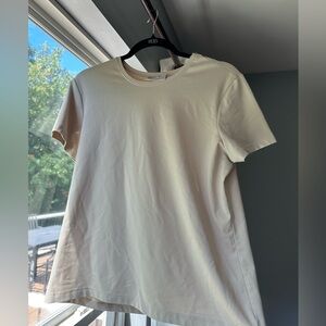 Tan drifit tee